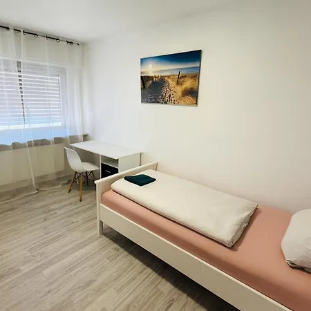 Family & Friends Affittacamere 3*